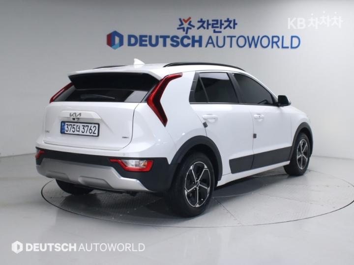 Kia Niro The 1.6 HEV Prestige 3