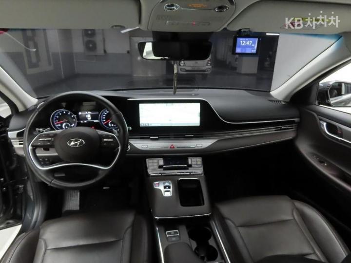 Hyundai Grandeur 3.3 LeBlanc 9