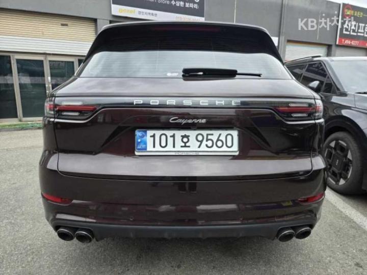 Porsche Cayenne 9Y0 3.0 Base Type 4