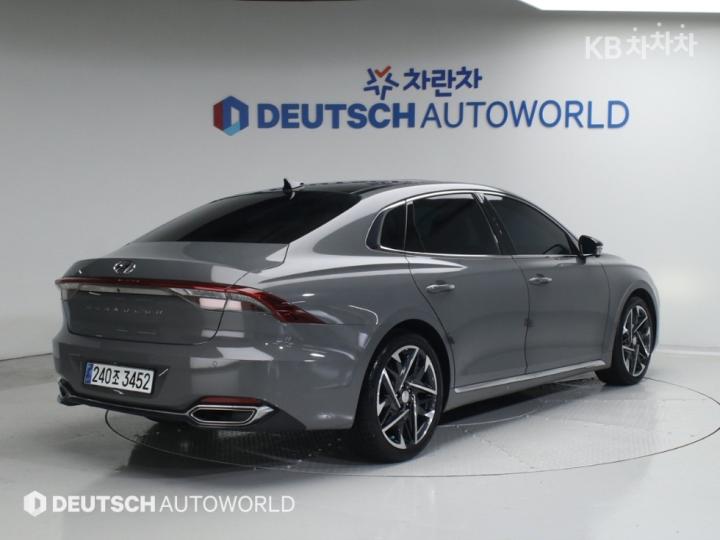 Hyundai Grandeur Hybrid 2.4 Exclusive 3
