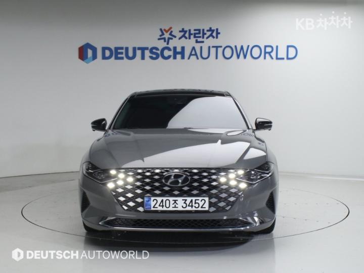 Hyundai Grandeur Hybrid 2.4 Exclusive 4