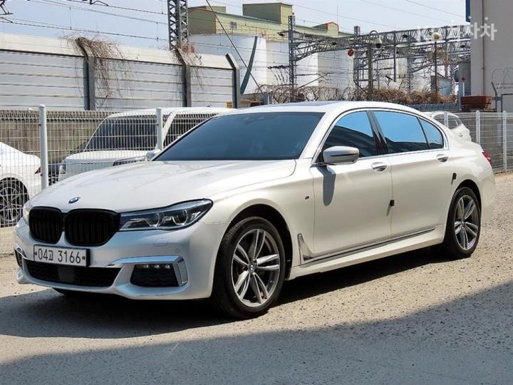 BMW 7 Series G11 740Ld xDrive M Sport 3