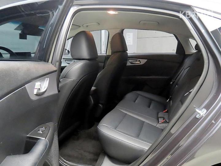 Kia K3 BD 1.6 Gasoline Trendy 7