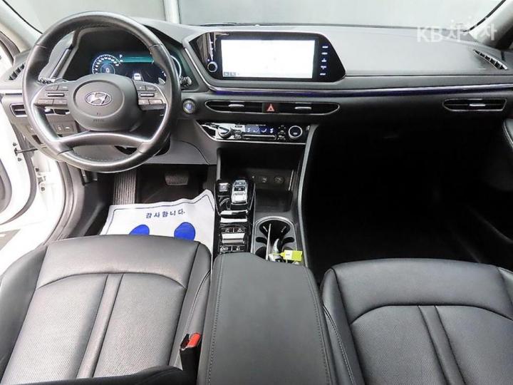 Hyundai Sonata DN8 2.0 Inspiration 8