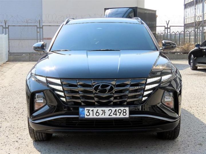 Hyundai Tucson The NX4 Gasoline 1.6T 2WD Premium 2