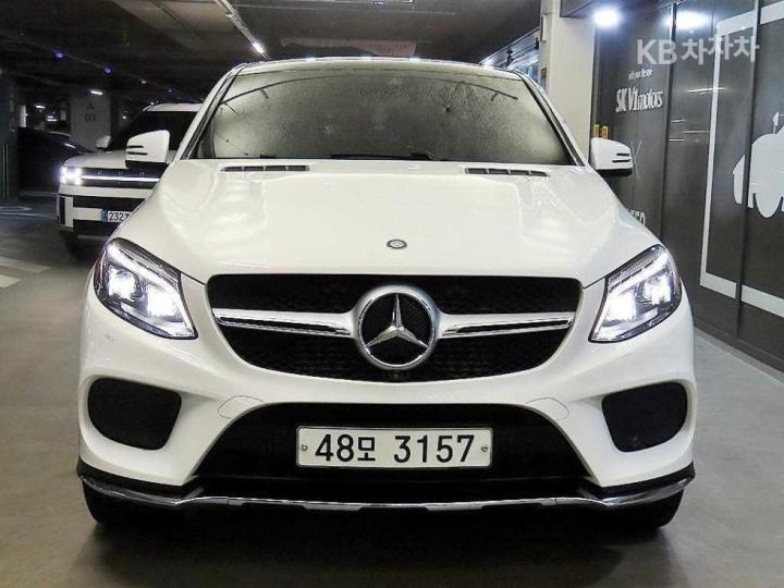 Mercedes-Benz GLE-Class W166 350d 4Matic Coupe 3