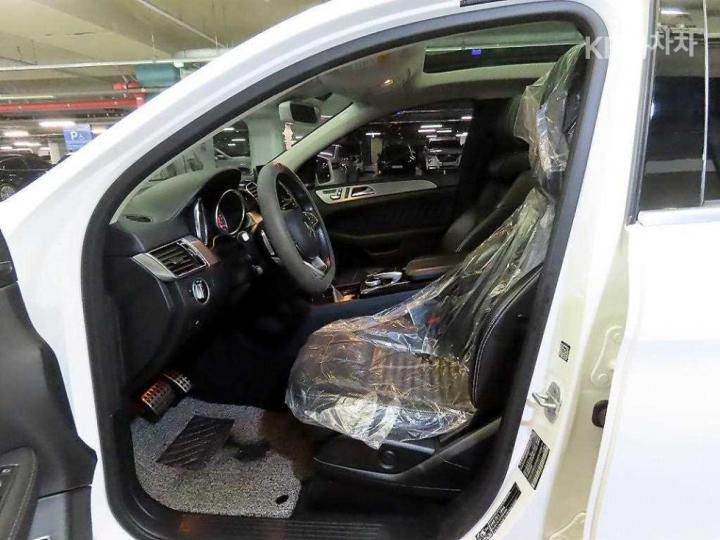 Mercedes-Benz GLE-Class W166 350d 4Matic Coupe 7