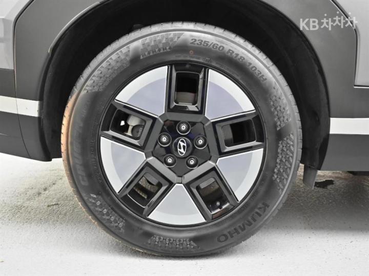 Hyundai Santa Fe The Hybrid MX5 1.6T HEV 2WD Prestige 6