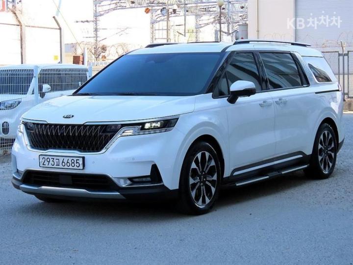 Kia Carnival D2.2 Signature 3