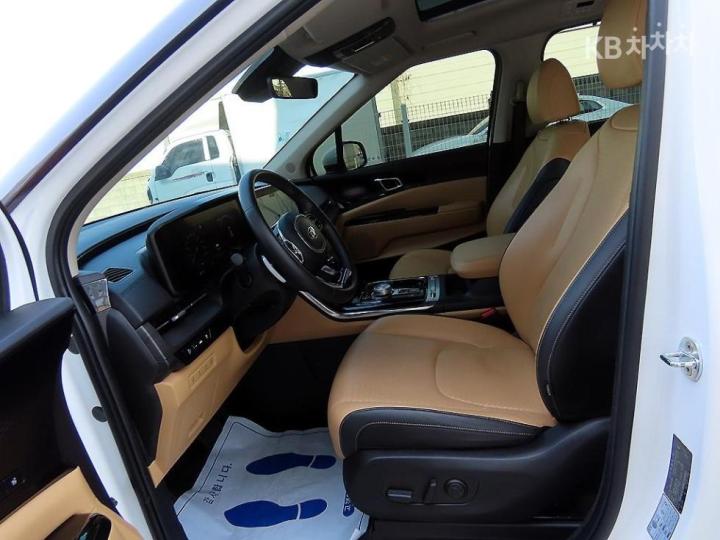 Kia Carnival D2.2 Signature 6