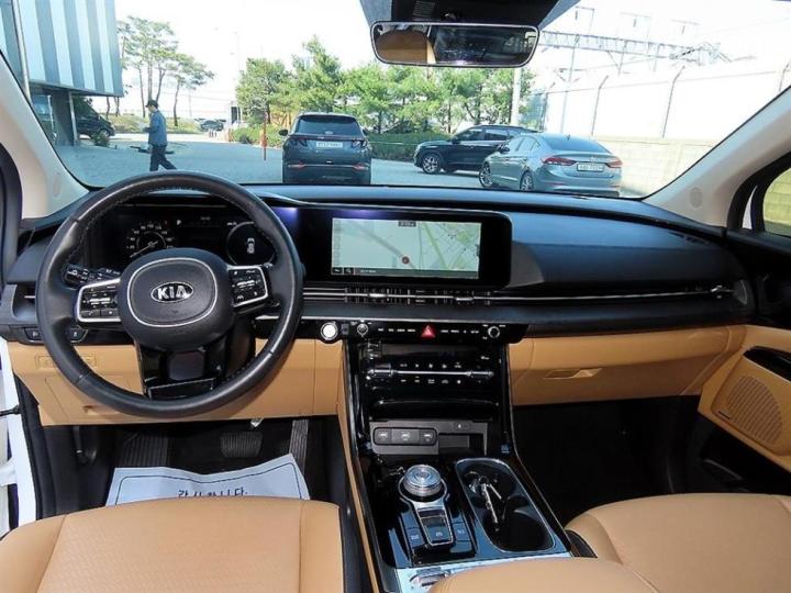 Kia Carnival D2.2 Signature 9