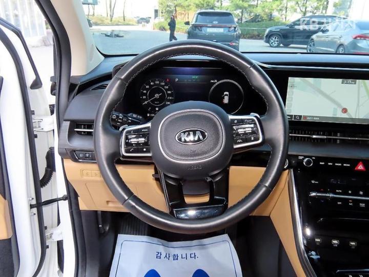 Kia Carnival D2.2 Signature 10