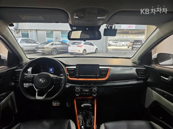 Kia Stonic Diesel 1.6 VGT Prestige 10