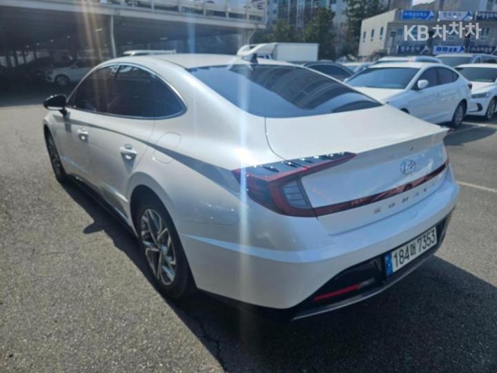 Hyundai Sonata DN8 2.0 Sensuous Modern 6