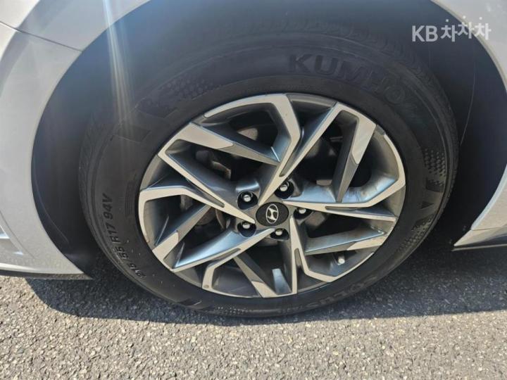 Hyundai Sonata DN8 2.0 Sensuous Modern 9