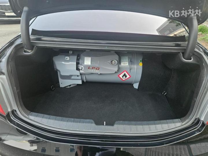 Hyundai Grandeur HG LPG HG300 Modern 10