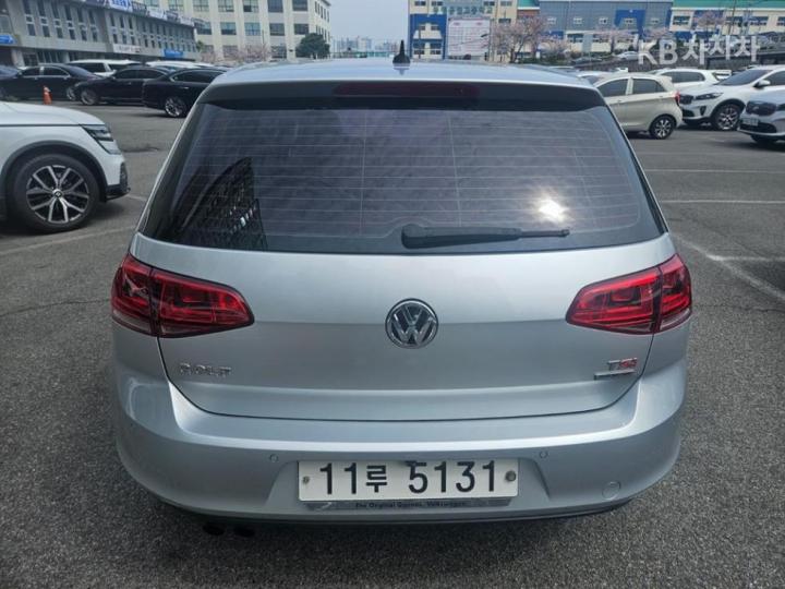 Volkswagen Golf 1.4 TSI MK7 5