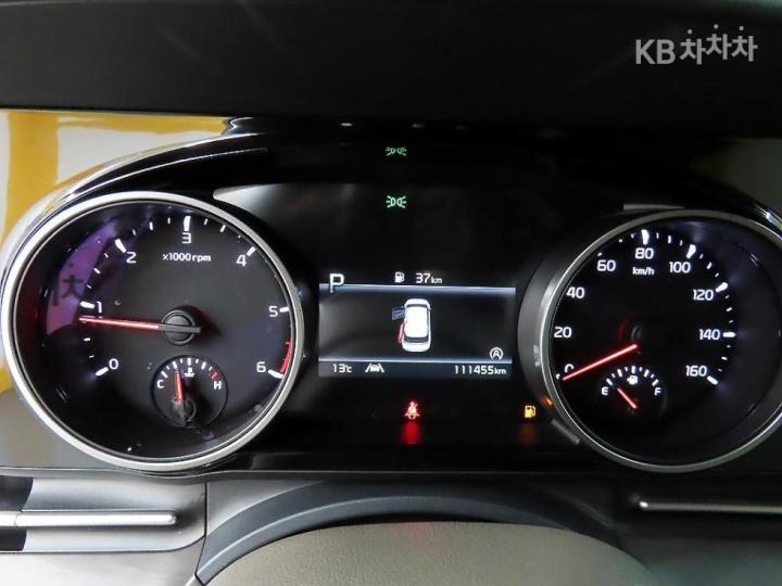 Kia Carnival D2.2 Prestige 9