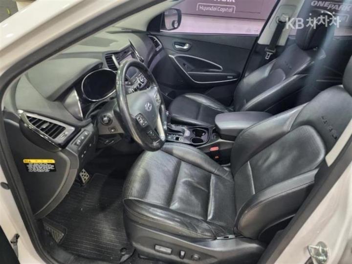 Hyundai Santa Fe DM R2.0 2WD PREMIUM Base Type 6