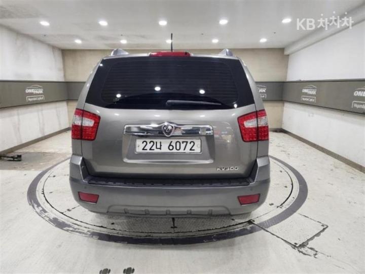 Kia Mohave 2WD KV300 Top Model 5