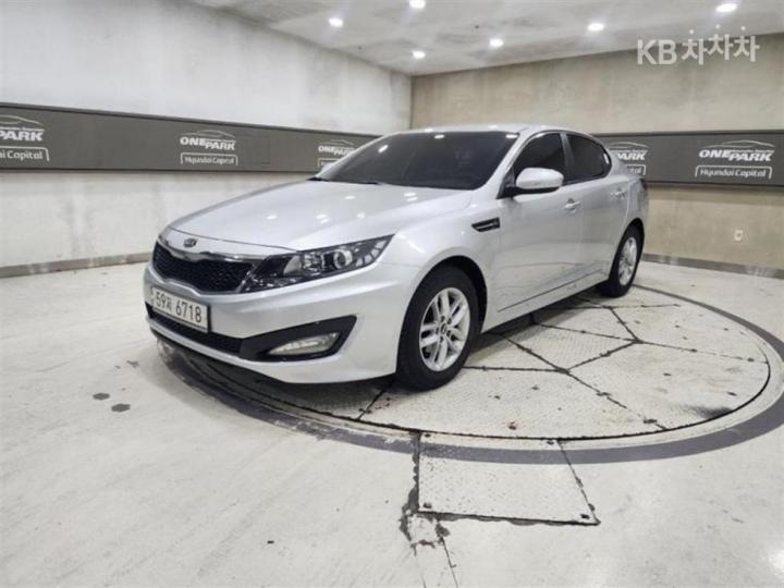 Kia K5 Gasoline 2.0 Prestige