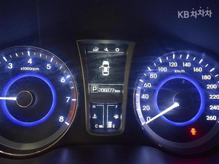 Hyundai Grandeur HG HG240 Modern 7