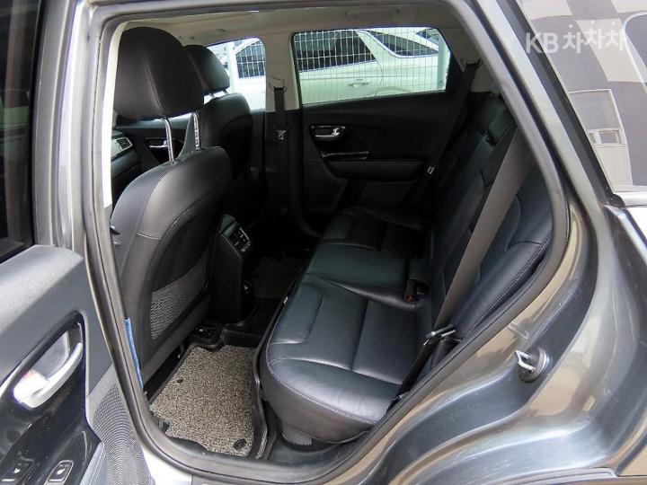 Kia Niro 1.6 Noblesse 7