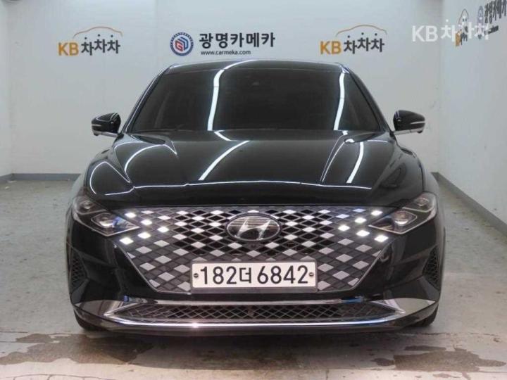 Hyundai Grandeur Hybrid 2.4 Premium 2