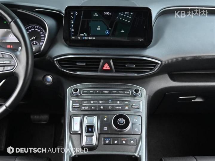 Hyundai Santa Fe TM Hybrid 1.6 HEV 2WD Prestige 8