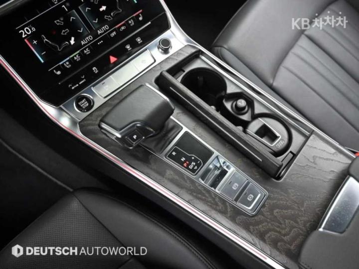 Audi A6 C8 45 TFSI Quattro Premium 10