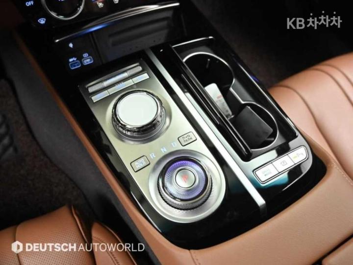 Genesis G80 RG3 2.5 T-GDi 2WD 10