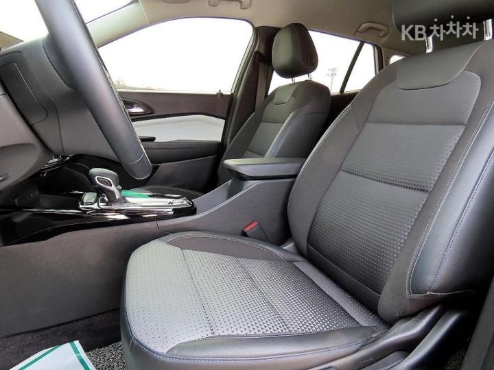 Chevrolet Trax Crossover 1.2 Gasoline 2WD LS Plus 6