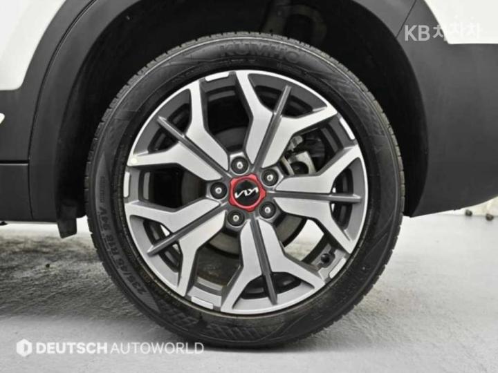 Kia Seltos 1.6 Gasoline Turbo 2WD Signature 6