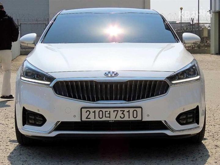 Kia K7 2.4 GDi Limited 2