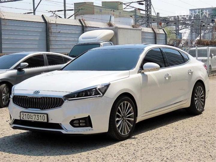 Kia K7 2.4 GDi Limited 3
