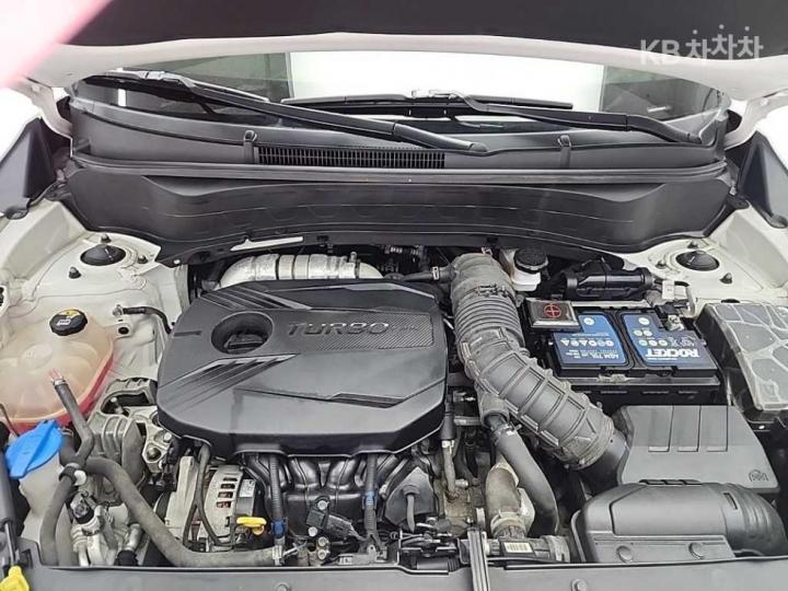 Kia Seltos 1.6 Gasoline Turbo 2WD Trendy 6