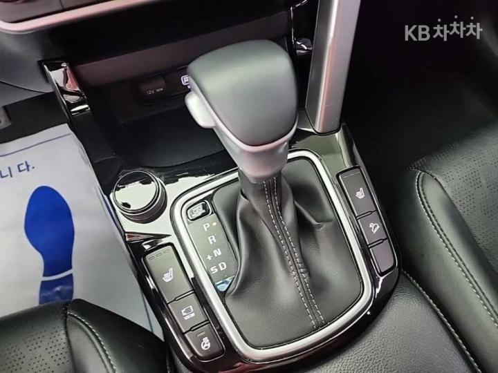 Kia Seltos 1.6 Gasoline Turbo 2WD Trendy 9