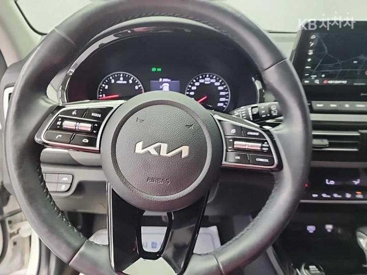 Kia Seltos 1.6 Gasoline Turbo 2WD Trendy 10