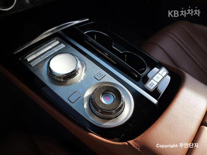 Genesis G80 RG3 3.5 T-GDi AWD 8