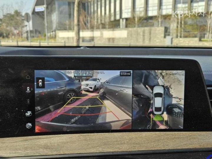 Kia K8 2.5 Gasoline Noblesse 8