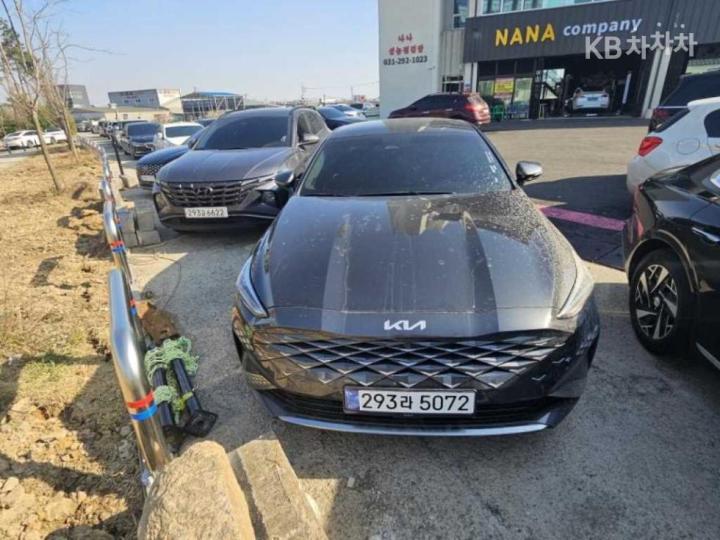 Kia K8 2.5 Gasoline Signature 2