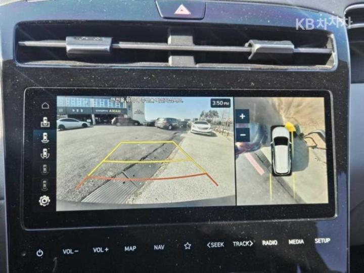 Hyundai Tucson The NX4 Diesel 2.0 2WD Premium 8