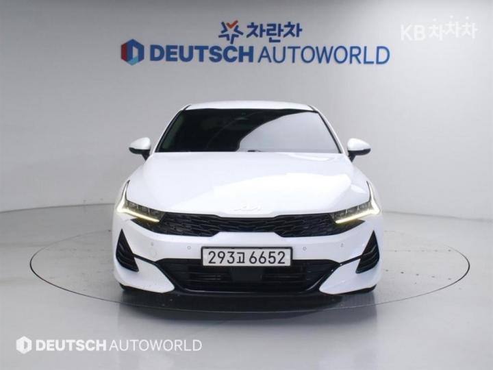 Kia K5 2.0 Gasoline Prestige 4