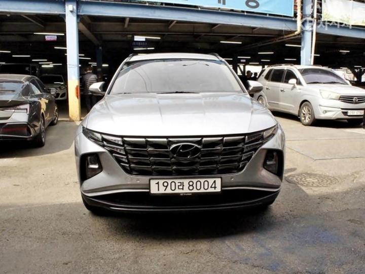 Hyundai Tucson The NX4 Diesel 2.0 2WD Premium 2