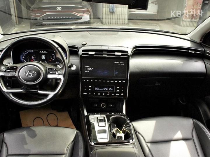 Hyundai Tucson The NX4 Diesel 2.0 2WD Premium 8