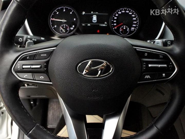 Hyundai Santa Fe TM Diesel 2.2 2WD Exclusive 9