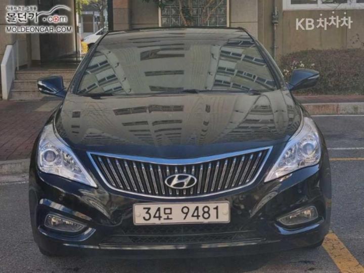 Hyundai Grandeur HG HG240 Modern