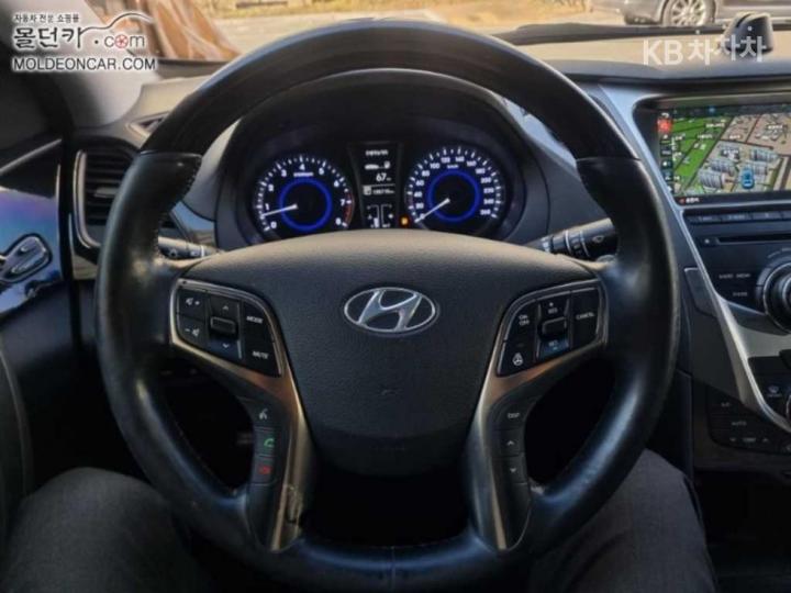 Hyundai Grandeur HG HG240 Modern 10