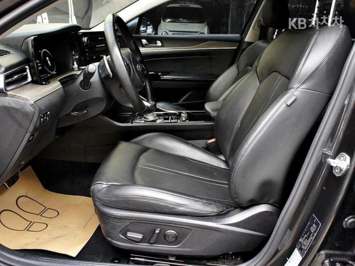 Kia K5 1.6 Gasoline Turbo Noblesse 6