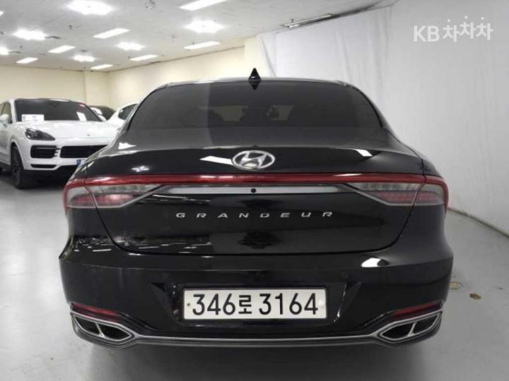 Hyundai Grandeur 2.5 Calligraphy 6